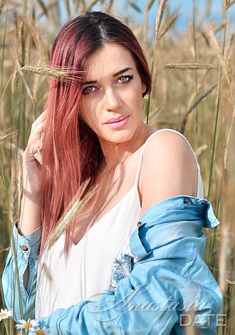 Most gorgeous women and man: Mersiha from Belgrade, dating partner from Serbia